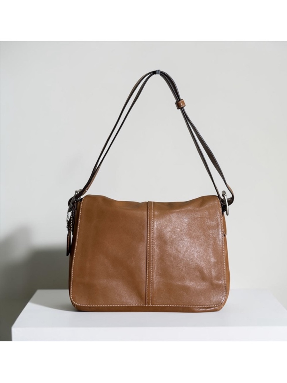 Authentic Coach Vintage Hampton Tan Leather Shoulder Bag! COA Included!